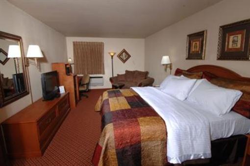 фото отеля All American Inn & Suites