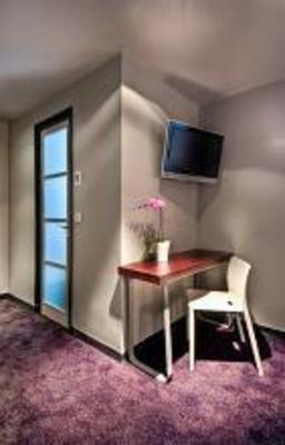фото отеля Hotel B Paris Boulogne Billancourt