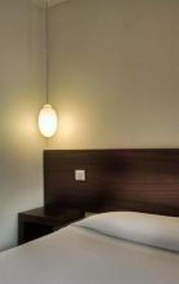 фото отеля Hotel B Paris Boulogne Billancourt