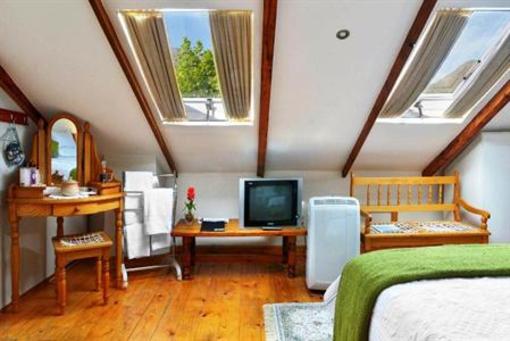 фото отеля Centre Ville Guest House Franschhoek