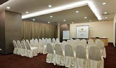 фото отеля Impiana Hotel Ipoh
