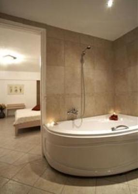 фото отеля 9 Muses Suites Plaka