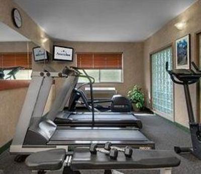 фото отеля Baymont Inn And Suites Denver West Federal Center