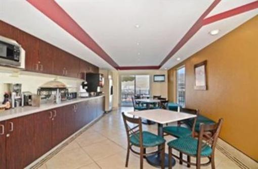 фото отеля Inn America Lewiston