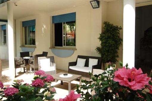фото отеля Hotel Nettuno Bellaria-Igea Marina