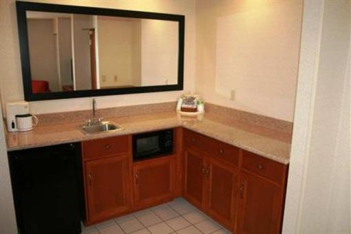 фото отеля Hampton Inn & Suites East Lansing Okemos