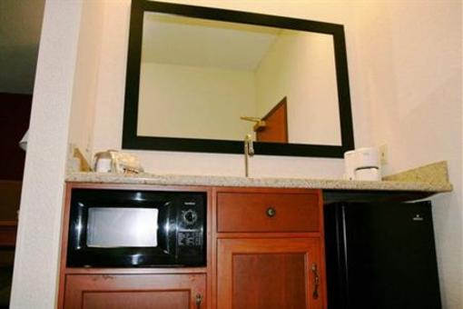 фото отеля Hampton Inn & Suites East Lansing Okemos
