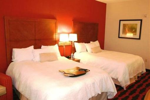 фото отеля Hampton Inn & Suites East Lansing Okemos