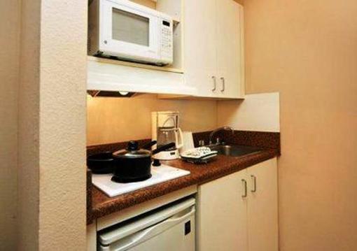 фото отеля Suburban Extended Stay Hotel South Orlando
