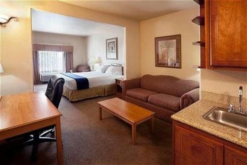 фото отеля Holiday Inn Express Suites Mission-Mcallen Area