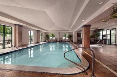 фото отеля Embassy Suites Hotel Little Rock