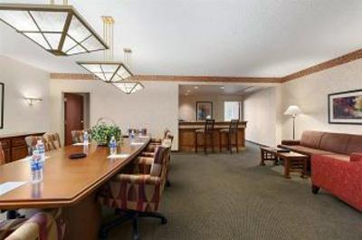 фото отеля Embassy Suites Hotel Little Rock