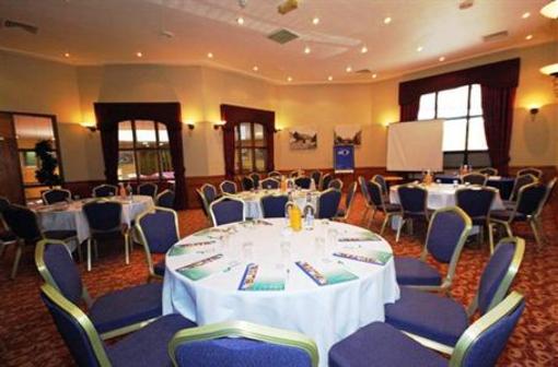 фото отеля BEST WESTERN Forest Hills Hotel