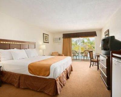 фото отеля Days Inn Palm Springs