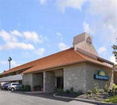 фото отеля Days Inn Cleveland Airport South