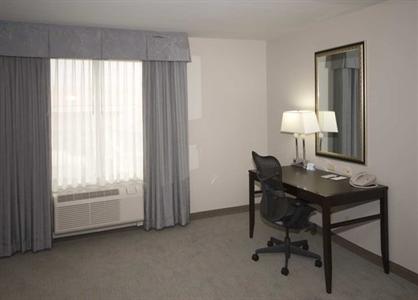 фото отеля Hilton Garden Inn Dallas Lewisville
