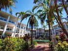 фото отеля Latitude 16 Port Douglas Coral Apartments