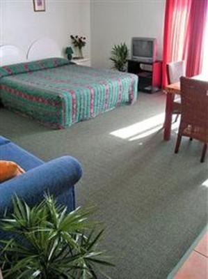 фото отеля Byron Central Apartments