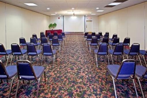 фото отеля Holiday Inn Dayton Northwest