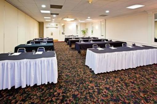 фото отеля Holiday Inn Dayton Northwest