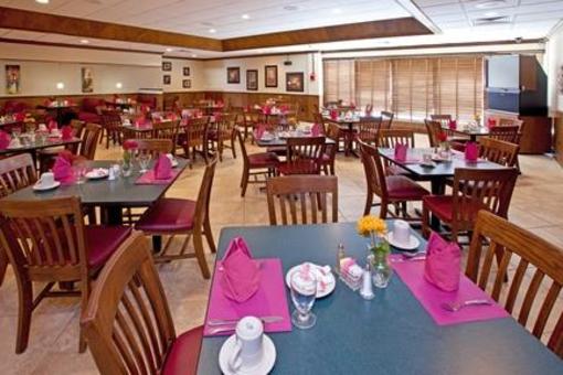 фото отеля Holiday Inn Dayton Northwest