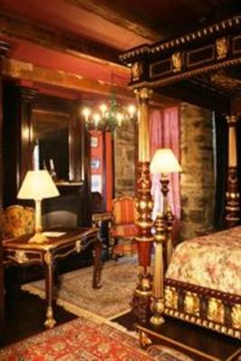 фото отеля Pierre du Calvet Hotel Montreal