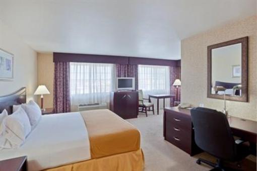 фото отеля Holiday Inn Express Spokane Downtown