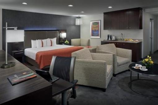 фото отеля Holiday Inn Downtown Superdome