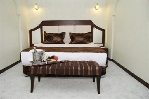 фото отеля Asrin Park Hotel