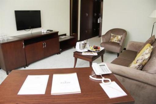 фото отеля Asrin Park Hotel