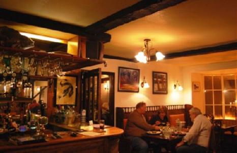 фото отеля Dragon Inn Crickhowell