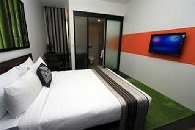 фото отеля Seven Hotel Bangalore