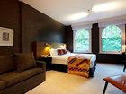 фото отеля Harbour Rocks Hotel