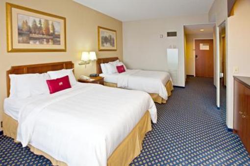 фото отеля Crowne Plaza Springfield