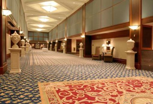 фото отеля Crowne Plaza Springfield