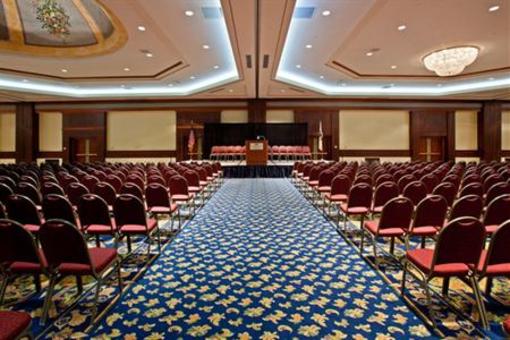 фото отеля Crowne Plaza Springfield