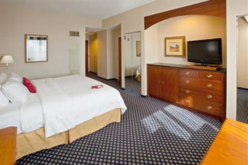 фото отеля Crowne Plaza Springfield