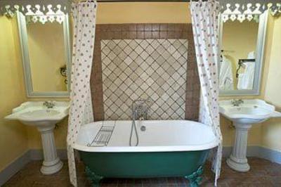 фото отеля Hostellerie Chateau des Fines Roches