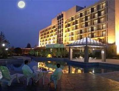 фото отеля Jinling Riverside Conference Hotel Nanjing
