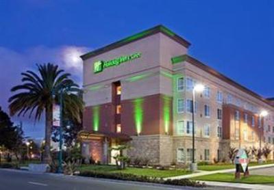 фото отеля Holiday Inn Hotel & Suites Oakland Airport