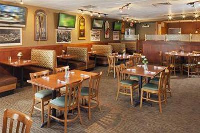 фото отеля Doubletree Hotel Greensboro