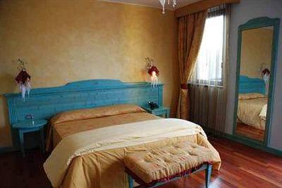 фото отеля Hotel Residence Montelago Ternate