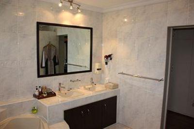 фото отеля Villa Rustique Bed and Breakfast