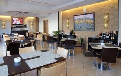 фото отеля Apartamentos Mediterraneo Real Fuengirola