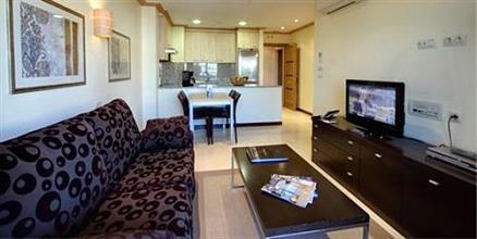 фото отеля Apartamentos Mediterraneo Real Fuengirola