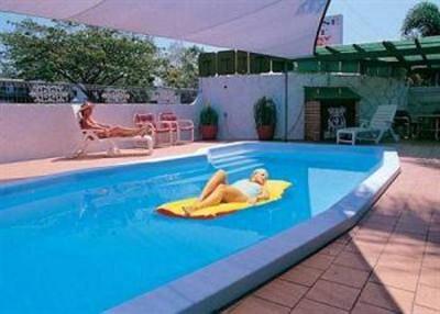 фото отеля Paradise Court Holiday Units