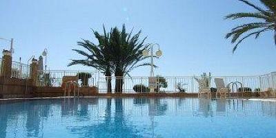 фото отеля Hotel La Cumbre