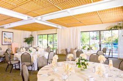 фото отеля BEST WESTERN PLUS Corte Madera Inn