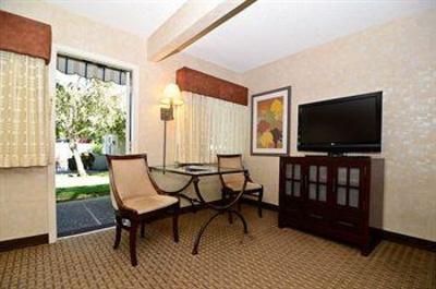 фото отеля BEST WESTERN PLUS Corte Madera Inn