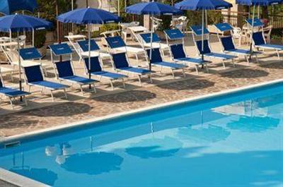 фото отеля Villaggio Albergo Il Gabbiano Passignano sul Trasimeno